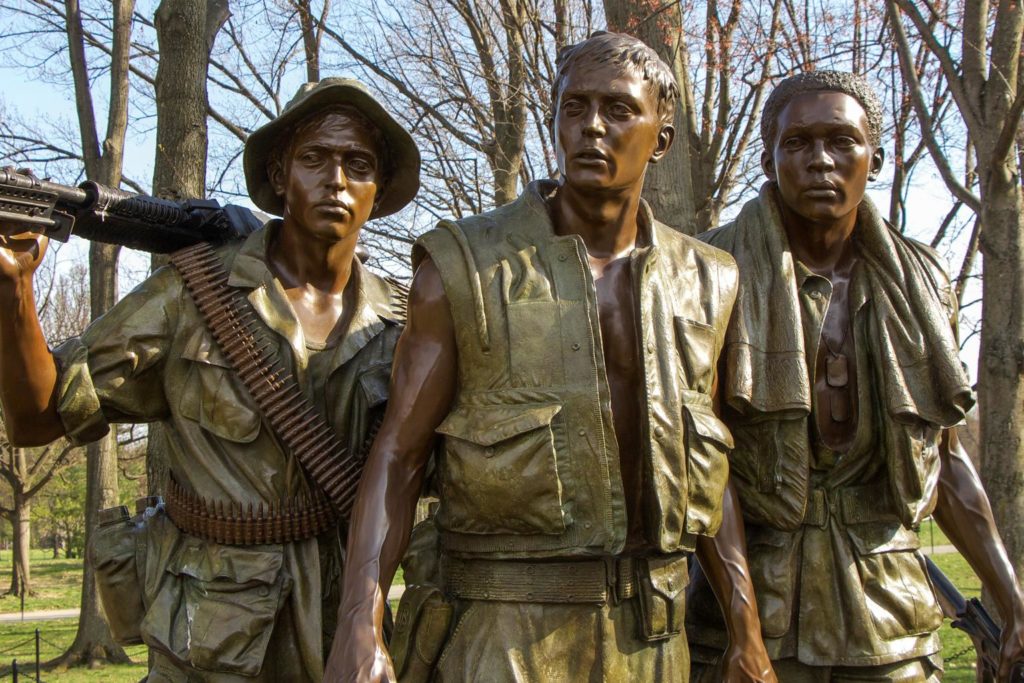 statue of veterans
